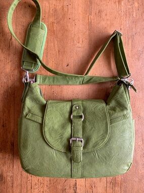 Kelly Moore Camera Bag Olive Green Leather-Effect Satchel with Buckle Flap